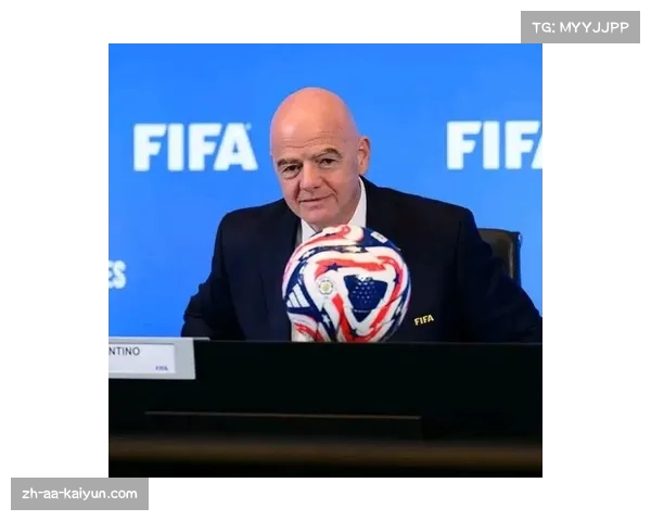 FIFA规定世俱杯参赛球队不得有袖标赞助需统一佩戴世俱杯徽标 FIFA规定世俱杯参赛球队不得有袖标赞助需统一佩戴世俱杯徽标